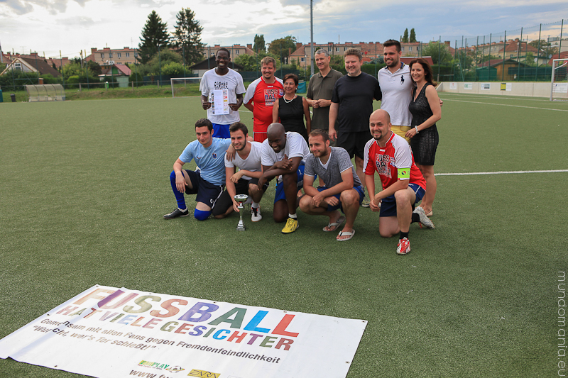 fussball-hat-viel-gesichter-cup2014-7-von-7