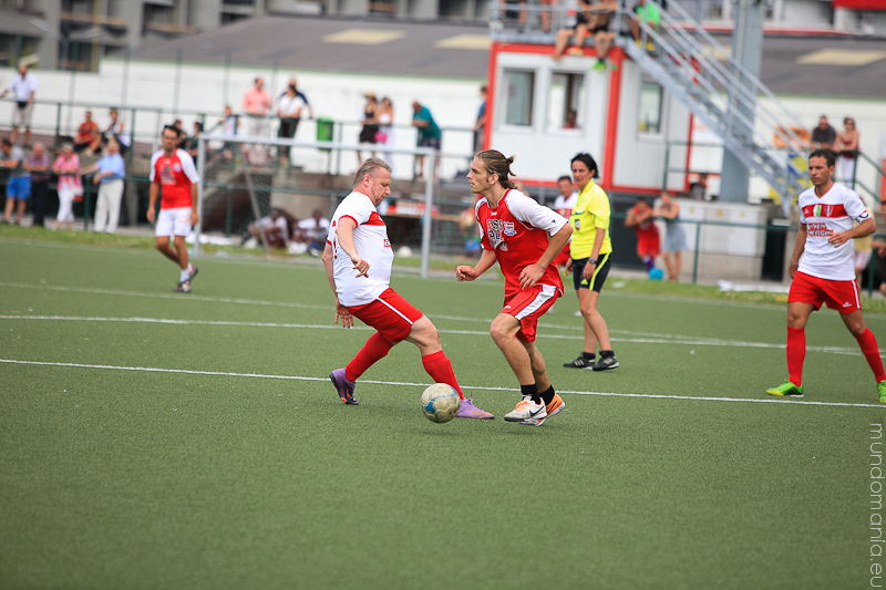 fussball-hat-viel-gesichter-cup2014-promispiel-31-von-55