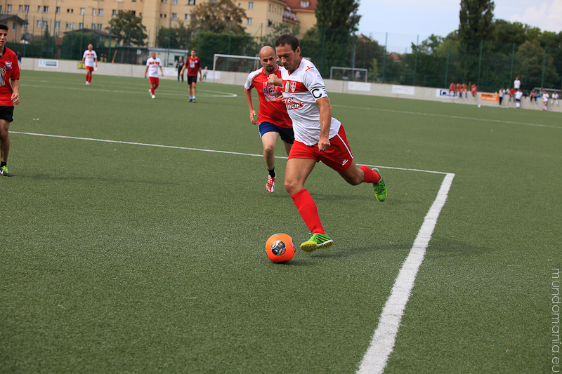 fussball-hat-viel-gesichter-cup2014-promispiel-8-von-55