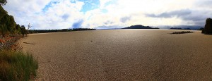 Lago Puyehue bedeckt mit Bims 