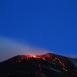 stromboli mit lava 